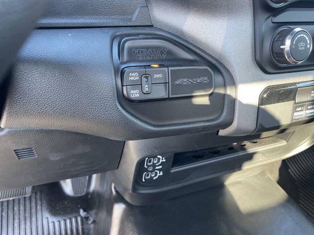 2024 Ram 3500 Tradesman/SLT