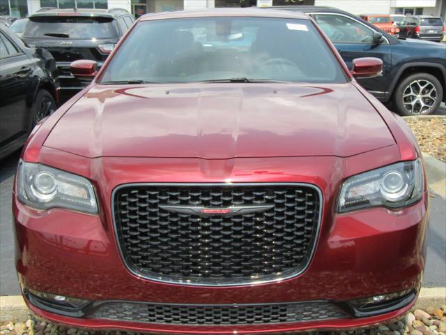 2023 Chrysler Chrysler 300 300S V6