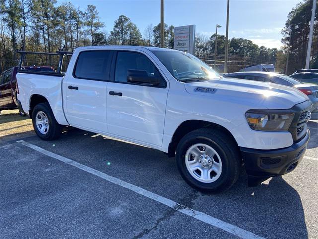 2024 RAM Ram 1500 RAM 1500 TRADESMAN CREW CAB 4X4 57 BOX