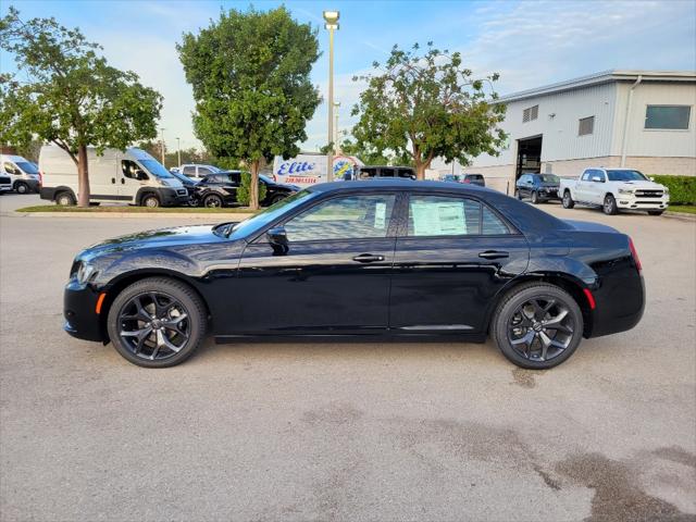 2023 Chrysler Chrysler 300 300 TOURING