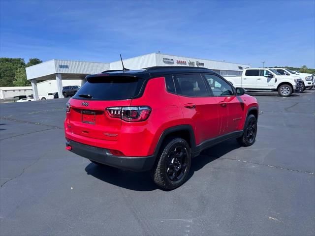 2024 Jeep Compass COMPASS TRAILHAWK 4X4