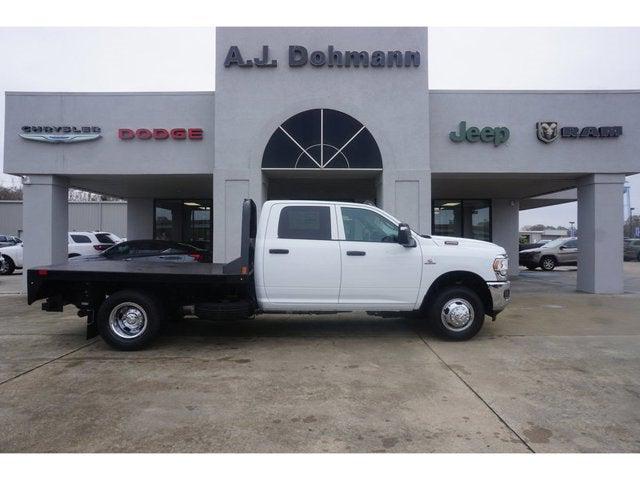 2024 RAM Ram 3500 Chassis Cab RAM 3500 TRADESMAN CREW CAB CHASSIS 4X4 60 CA