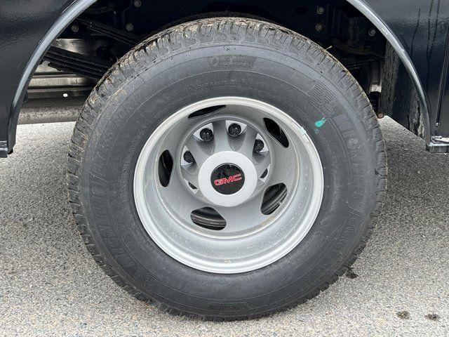 2023 GMC Sierra 3500HD 4WD Regular Cab Long Bed Sierra Pro