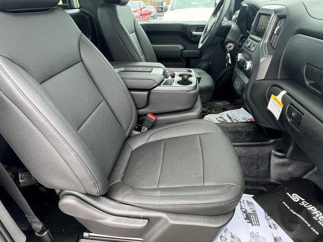2023 GMC Sierra 3500HD 4WD Regular Cab Long Bed Sierra Pro