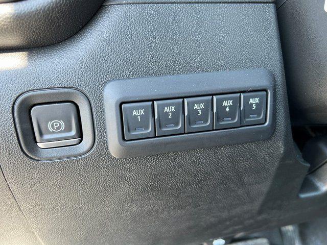 2023 GMC Sierra 3500HD 4WD Regular Cab Long Bed Sierra Pro