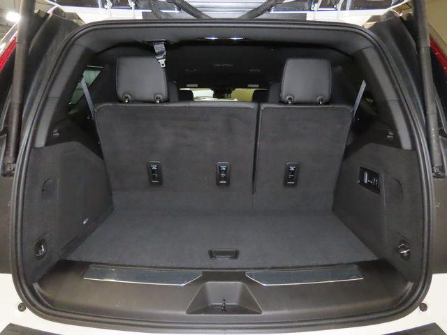 2023 Cadillac Escalade 4WD Luxury
