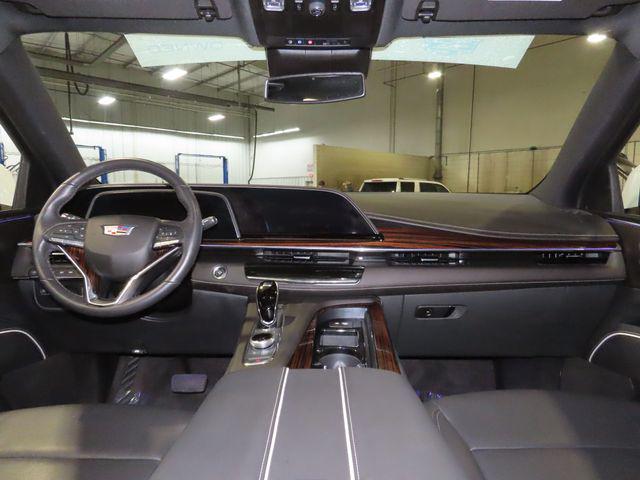 2023 Cadillac Escalade 4WD Luxury