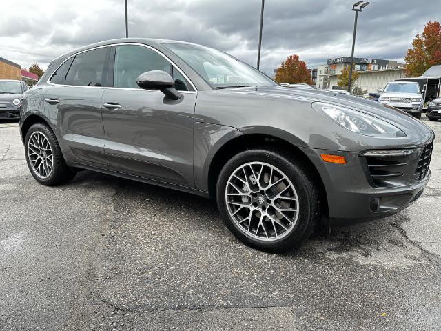 2015 Porsche Macan S