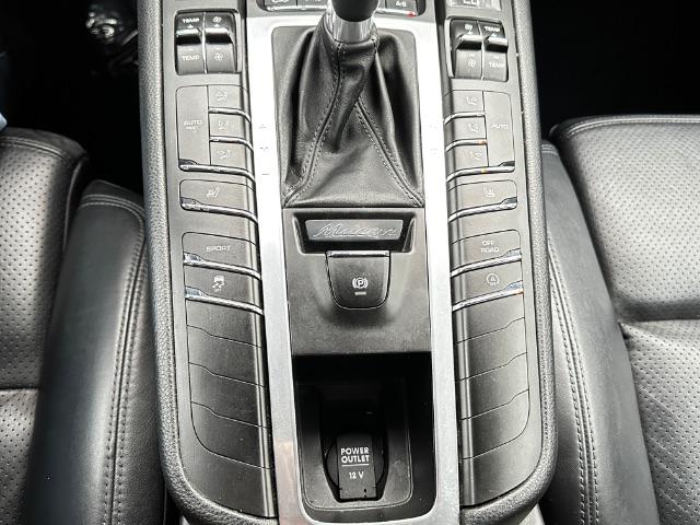 2015 Porsche Macan S