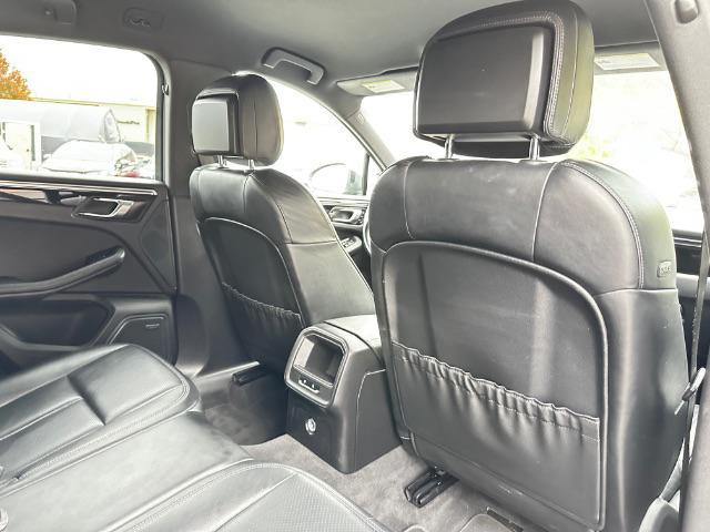 2015 Porsche Macan S