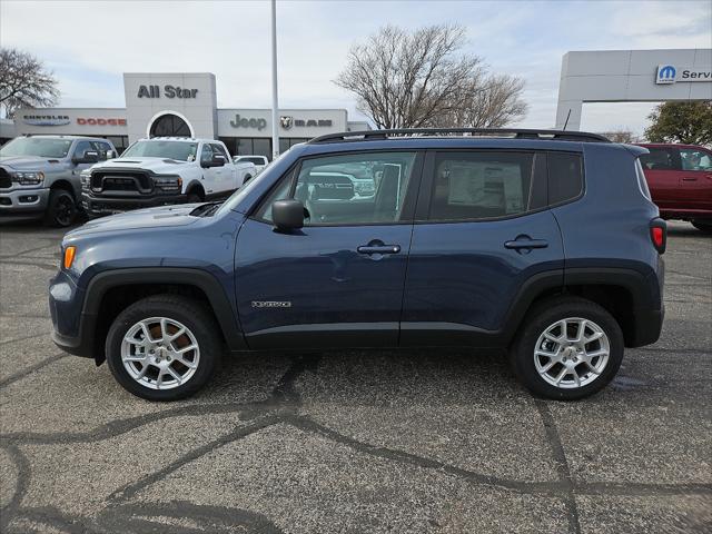 2023 Jeep Renegade RENEGADE LATITUDE 4X4