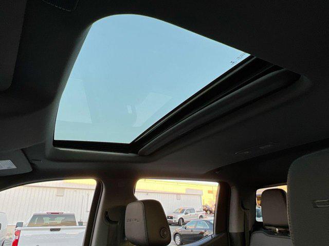 2022 GMC Sierra 1500 Limited 4WD Crew Cab Short Box Denali