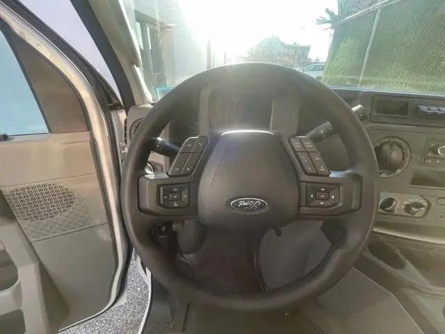 2024 Ford E-450 Cutaway Base