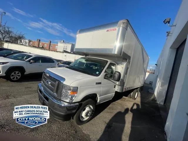 2024 Ford E-450 Cutaway Base