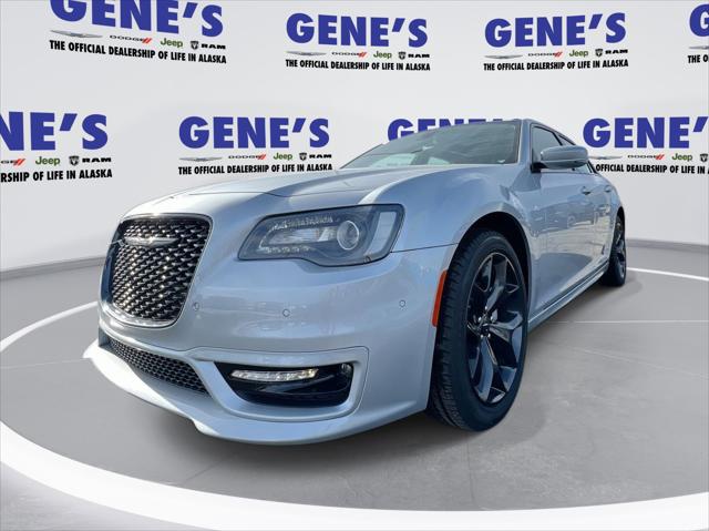 2023 Chrysler Chrysler 300 300 TOURING L RWD