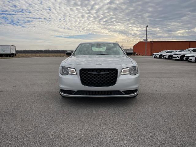 2023 Chrysler Chrysler 300 300 TOURING