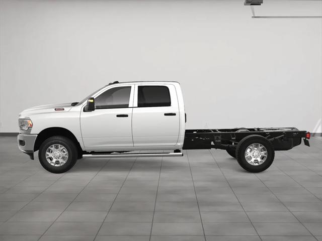 2024 RAM Ram 3500 Chassis Cab RAM 3500 TRADESMAN CREW CAB CHASSIS 4X4 60 CA