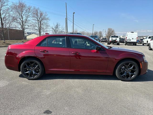 2023 Chrysler Chrysler 300 300 TOURING