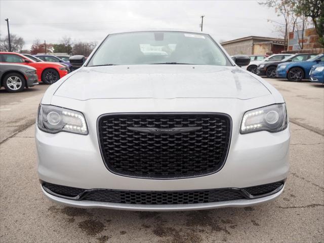 2023 Chrysler Chrysler 300 300 TOURING