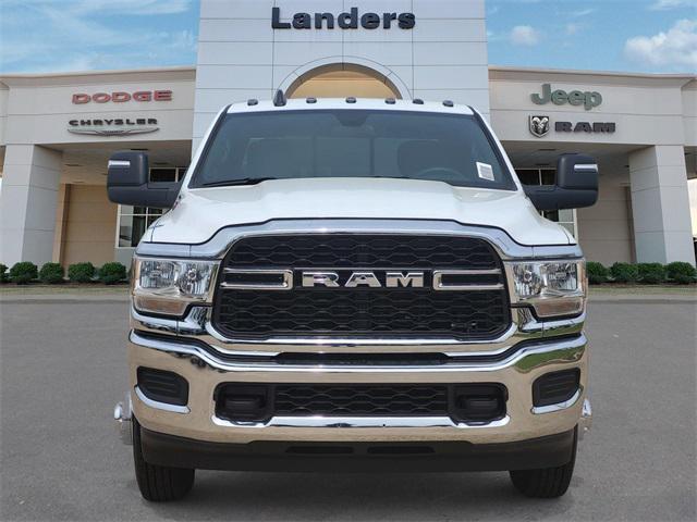 2024 RAM Ram 3500 RAM 3500 TRADESMAN CREW CAB 4X4 8 BOX