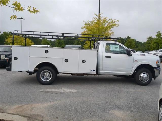 2024 RAM Ram 3500 Chassis Cab RAM 3500 TRADESMAN CHASSIS REGULAR CAB 4X2 84 CA