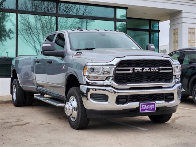 2024 RAM Ram 3500 RAM 3500 TRADESMAN CREW CAB 4X4 8 BOX