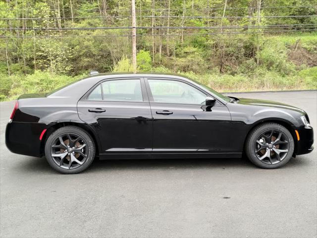 2023 Chrysler Chrysler 300 300 TOURING