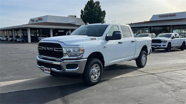 2024 RAM Ram 2500 RAM 2500 TRADESMAN CREW CAB 4X4 64 BOX