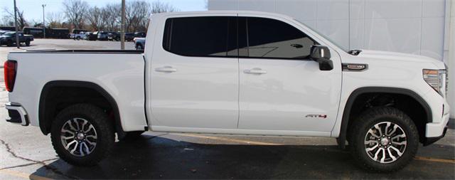 2023 GMC Sierra 1500 4WD Crew Cab Short Box AT4