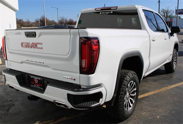 2023 GMC Sierra 1500 4WD Crew Cab Short Box AT4