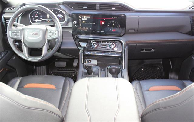 2023 GMC Sierra 1500 4WD Crew Cab Short Box AT4