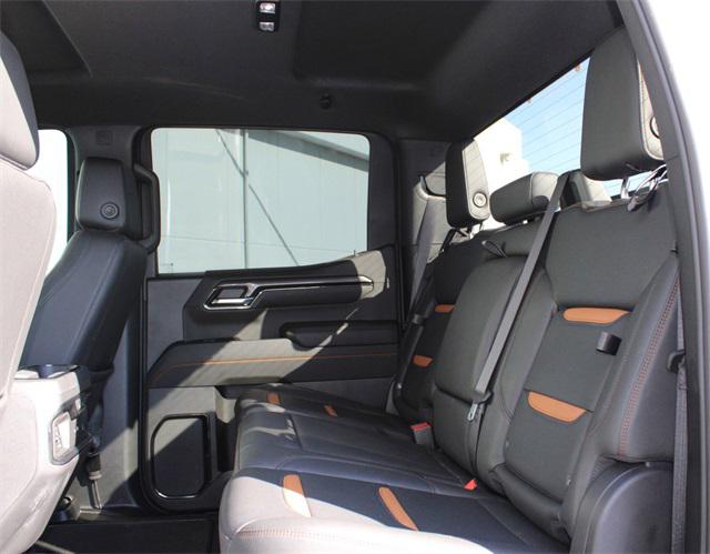 2023 GMC Sierra 1500 4WD Crew Cab Short Box AT4