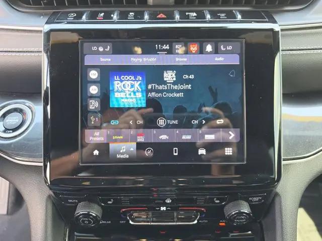 2021 Jeep Grand Cherokee Altitude 4x2