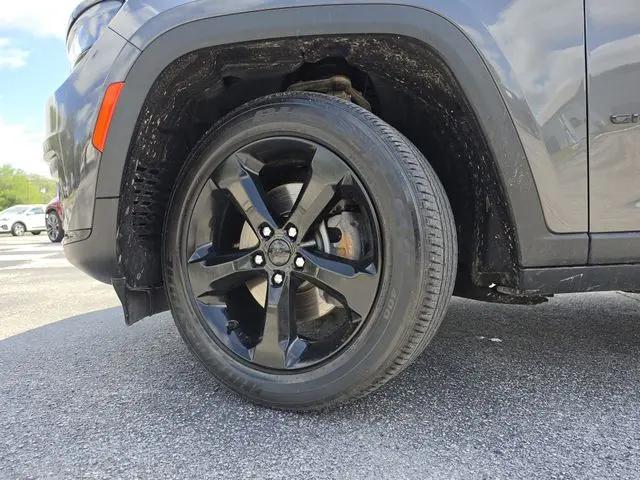2021 Jeep Grand Cherokee Altitude 4x2