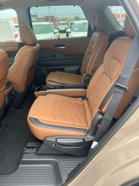 2024 Nissan Pathfinder Platinum 4WD