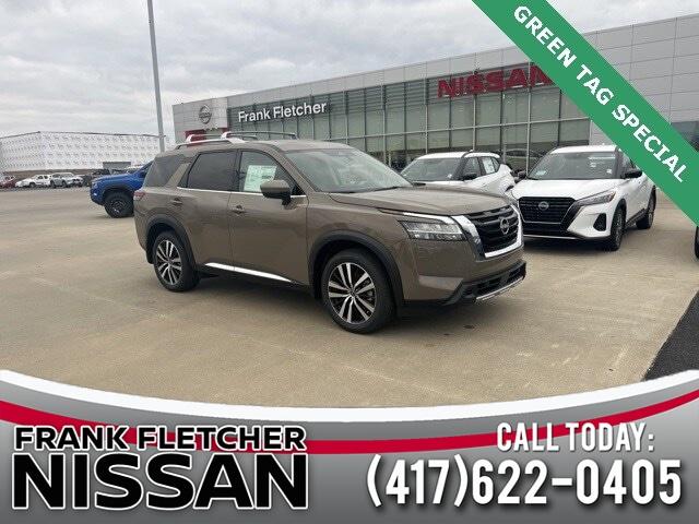 2024 Nissan Pathfinder Platinum 4WD for sale in Joplin, MO