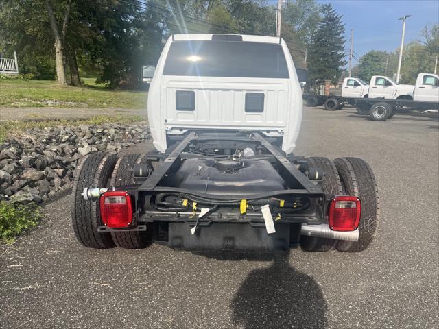 2024 RAM Ram 3500 Chassis Cab RAM 3500 TRADESMAN CHASSIS REGULAR CAB 4X4 60 CA