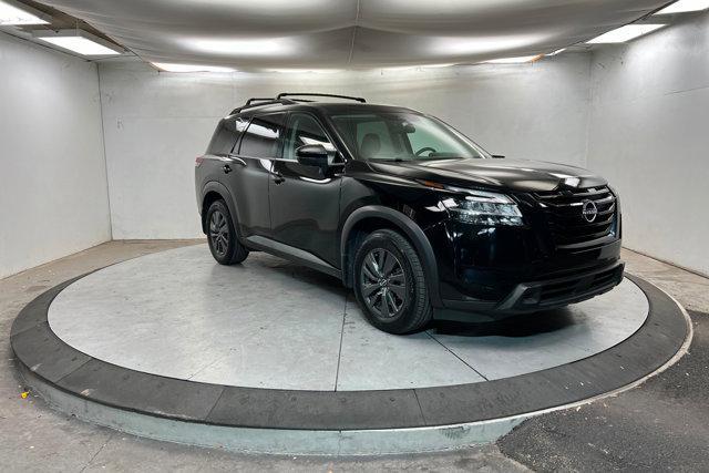 2022 Nissan Pathfinder SV 2WD