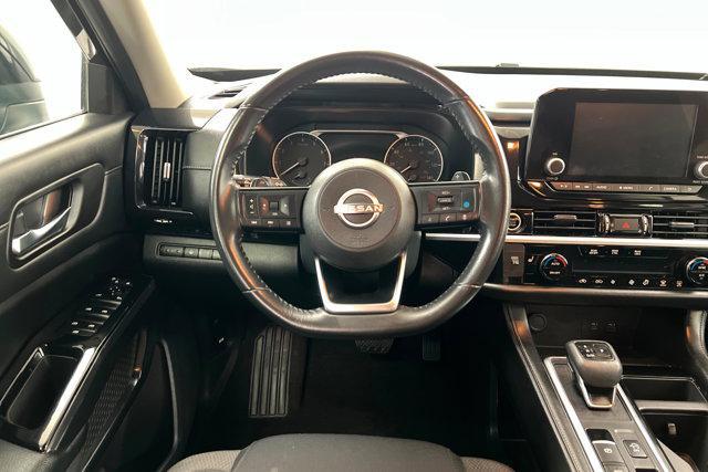 2022 Nissan Pathfinder SV 2WD