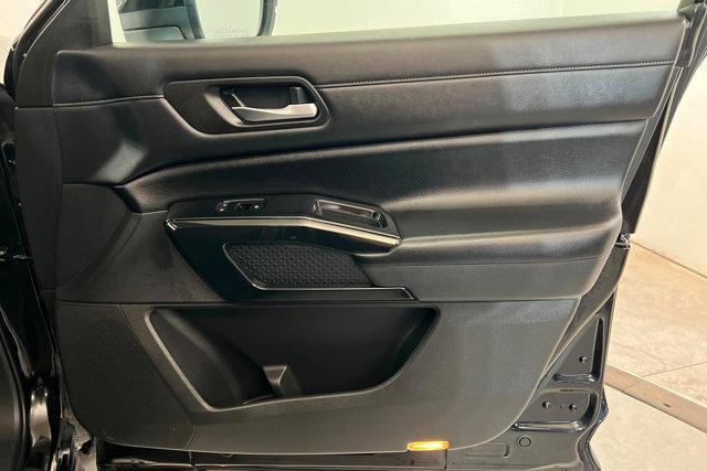 2022 Nissan Pathfinder SV 2WD