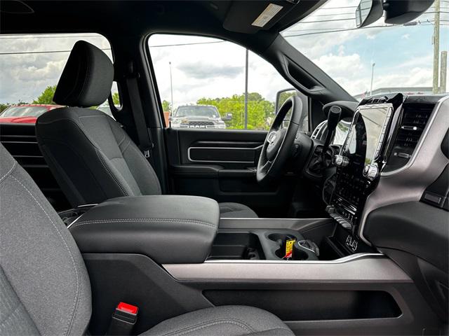 2024 Ram 3500 Big Horn Crew Cab 4x4 8' Box