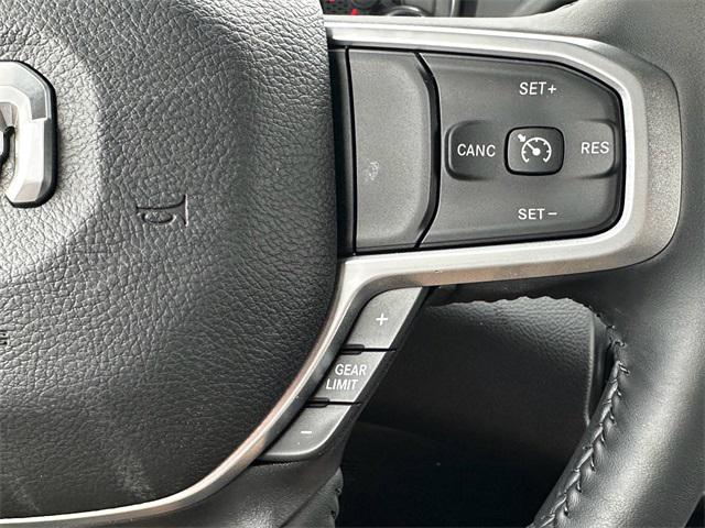 2024 Ram 3500 Big Horn Crew Cab 4x4 8' Box