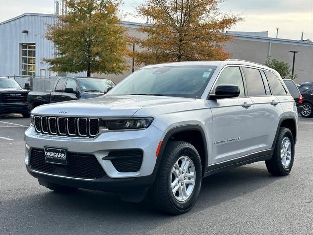 2022 Jeep Grand Cherokee Laredo 4x4