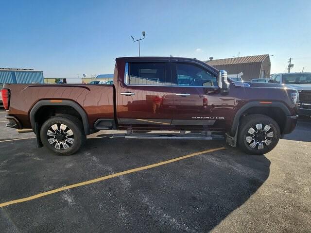 2024 GMC Sierra 2500HD 4WD Crew Cab Standard Bed Denali