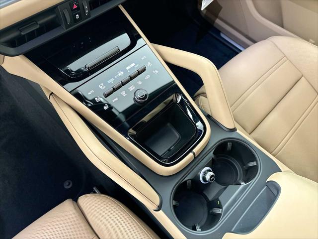 2024 Porsche Cayenne AWD