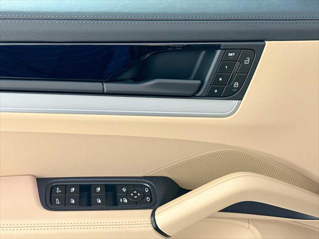 2024 Porsche Cayenne AWD