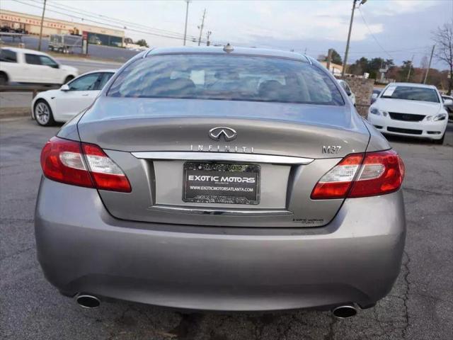 2011 INFINITI M37 BASE