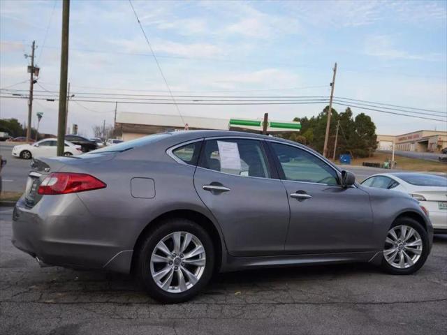 2011 INFINITI M37 BASE