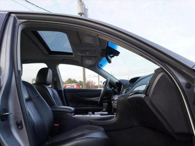 2011 INFINITI M37 BASE