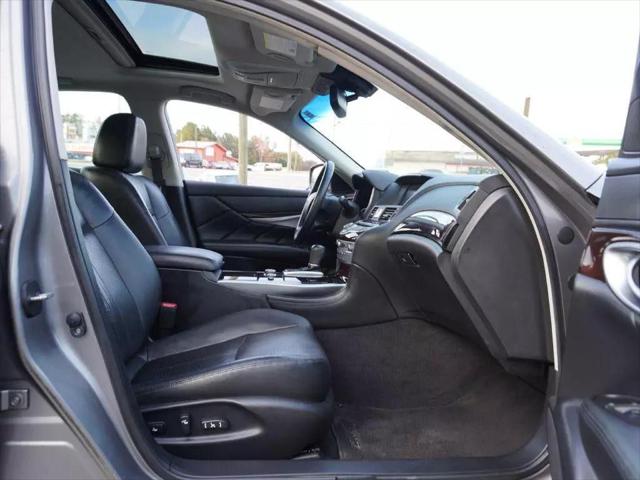 2011 INFINITI M37 BASE